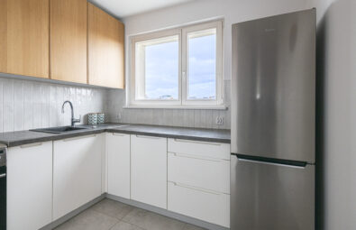 2 pok. po generalnym remoncie na ostatnim piętrze