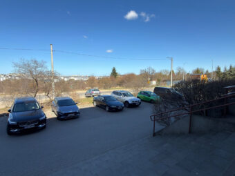 Lokal handlowo-usługowy 80m dobrej lokalizacji