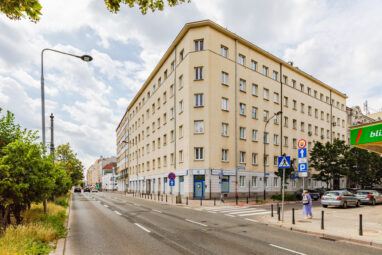 Piękne, wysokie, w doskonałej lokalizacji