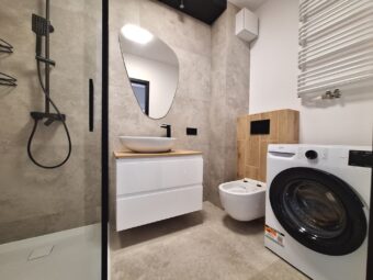 2 pokoje z balkonem | Miejsce postojowe w cenie