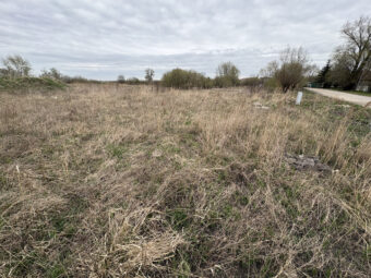 Działka mieszkaniowo usługowa