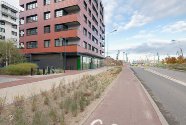 3 pok. z balkonem + miejsce parkingowe w hali