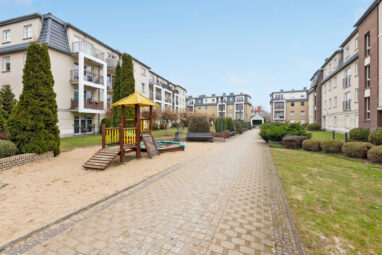 Plaża 700 metrów, hala garażowa