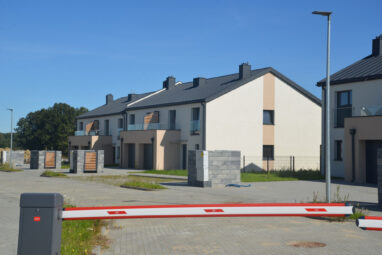 Działka z projektem i pozwoleniem na budowę