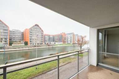 Czteropokojowy apartament z widokiem na Motławę