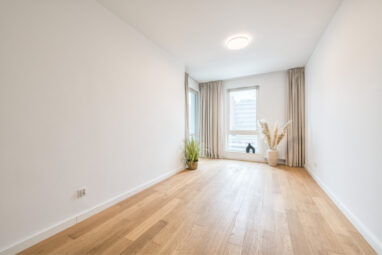 Czteropokojowy apartament z widokiem na Motławę