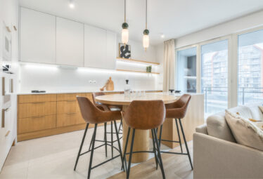 Czteropokojowy apartament z widokiem na Motławę