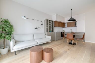 4 pokojowy apartament nad rzeką- Riverfront