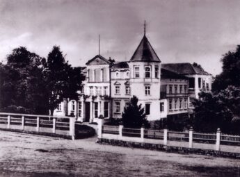 Zabudowa parkowo – pałacowa pod inwestycje.