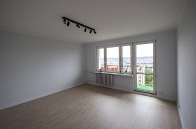 3 pok.| Przestronne | Generalny remont |