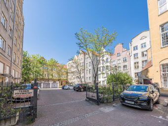 Gdańsk ul. Długa apartament z antresolą!