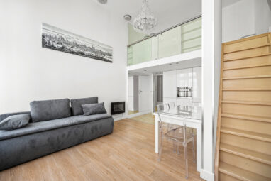 Gdańsk ul. Długa apartament z antresolą!