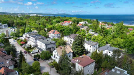 2 mieszkania 250 m od plaży!