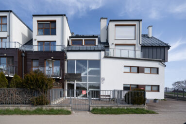 Twój second home z tarasem i widokiem na morze