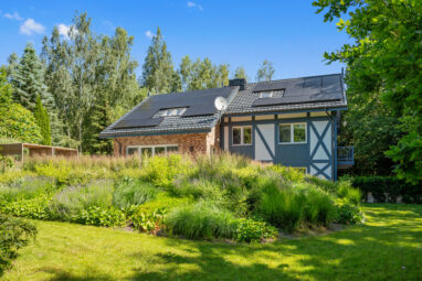 Piękna posiadłość, 1.2ha, dom z basenem, staw, las