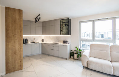 Apartament Żurawie 3 pokoje 8. piętro loggia