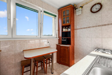 3 pokoje, balkon, morze pod ręką 20 min piechotą