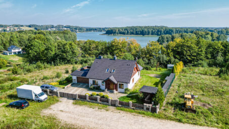 Cudny dom dla rodziny nad jeziorem, cisza i spokój