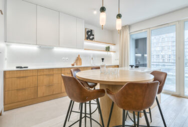 Czteropokojowy apartament z widokiem na Motławę
