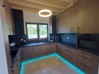 Nowoczesny dom 100 m² na dużej działce 1000 m²