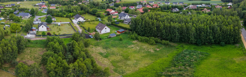 Działka budowlana w Rakowcu blisko lasu