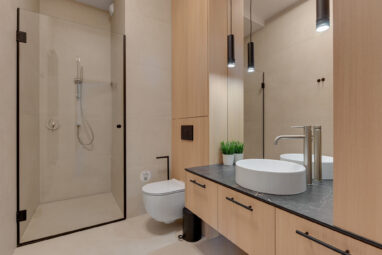 Elegancki, nowy apartament z widokiem na morze