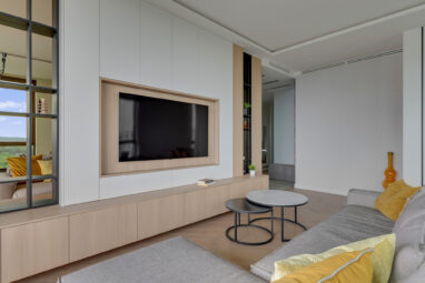 Elegancki, nowy apartament z widokiem na morze