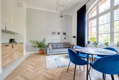 Przepiękny budynek z windą, 2 pokoje, inwestycja
