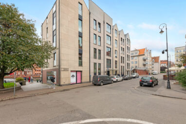 Targ Rybny – Lokal do dalszego wynajmu – VAT 8%