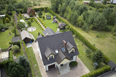 Dom z wyjątkowym ogrodem i basenem | Leśniewo