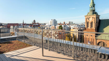 Centrum Gdańska dwupokojowy apartament z balkonem